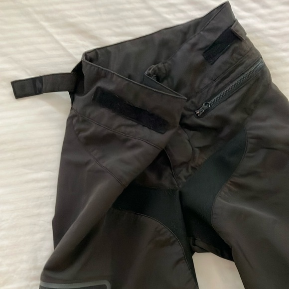 Troy Lee Design motocross fashion sport shorts / mesh venting size SMALL (3-4) - Picture 11 of 16